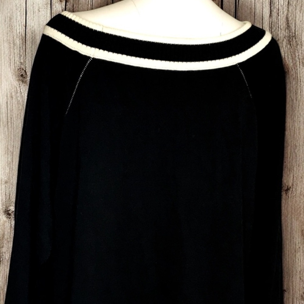Les Copains Gym Black Knit Sweater Cotton Blend L Gold Embellished Logo Italy - Picture 10 of 11